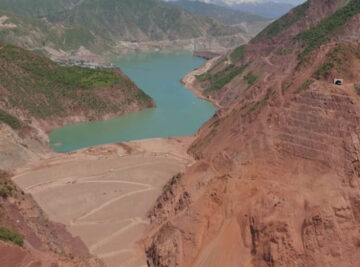 Panoramica della diga di Rogun (da Google)
